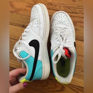 Nike Court Vision low sneakers skate shoes GUC white aqua blue neon size…